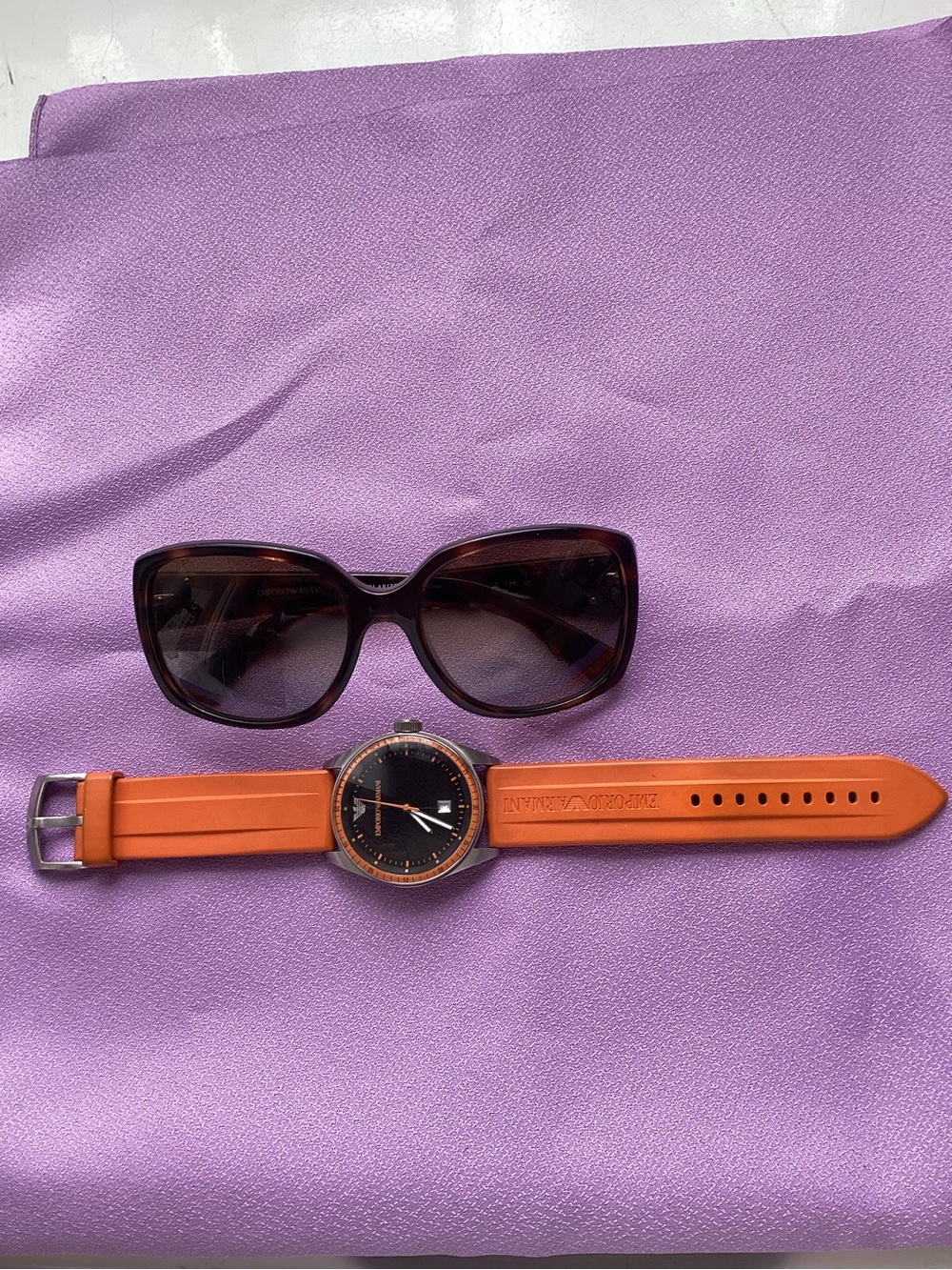 Invicta Sunglasses with Dark Tortoiseshell Frames